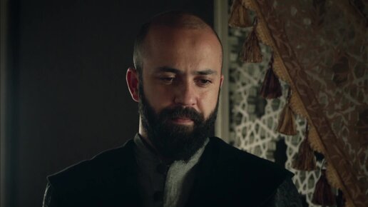 Кто из актёров вошёл в каст нового сериала «Носильщик»